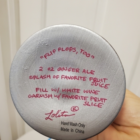NIB Lolita Love My Wine "Flip Flops Too" 15 oz Wine Glass - Picture 3 of 11